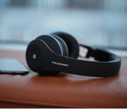 HiFi Blaupunkt HPB 20: On-Ear-Kopfhörer mit Bluetooth, Mikfrofon und NFC - News, Bild 1