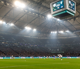 TV Hisense baut größten Videowürfel Europas für Fußball-Arena von Schalke 04 - News, Bild 1