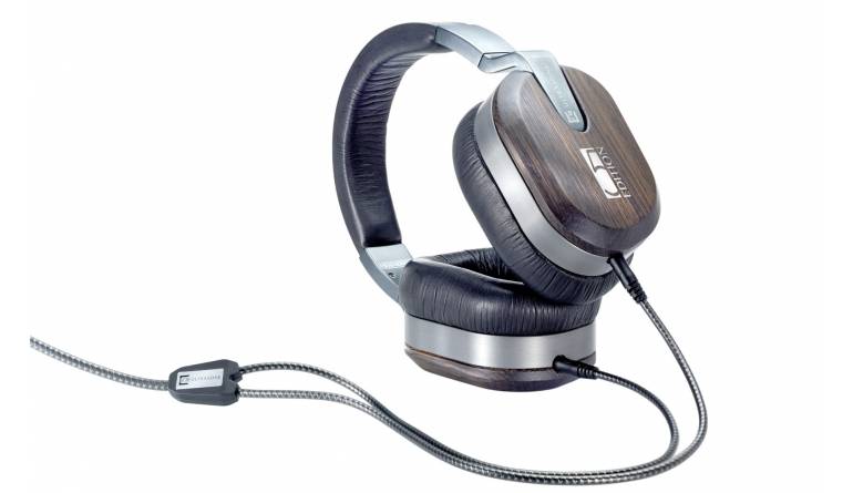 HiFi High End 2016: Ultrasone mit neuen Kopfhörern Edition 7 und Edition M Black Pearl - News, Bild 1