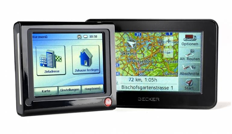Portable Navigationssysteme Becker Traffic Assist Z113, Falk M4 3rd im Test , Bild 1