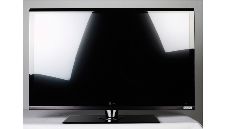 Fernseher LG 42SL8000 im Test, Bild 1
