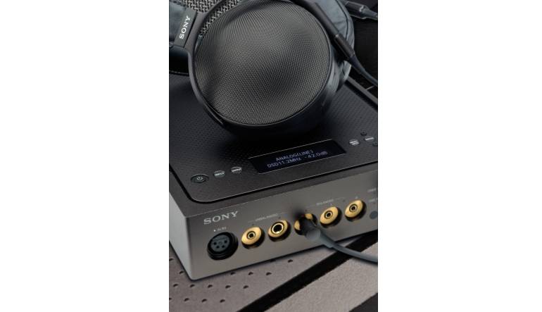 Kopfhörer Hifi Sony MDR-Z1R, Sony TA-ZH1ES im Test , Bild 1