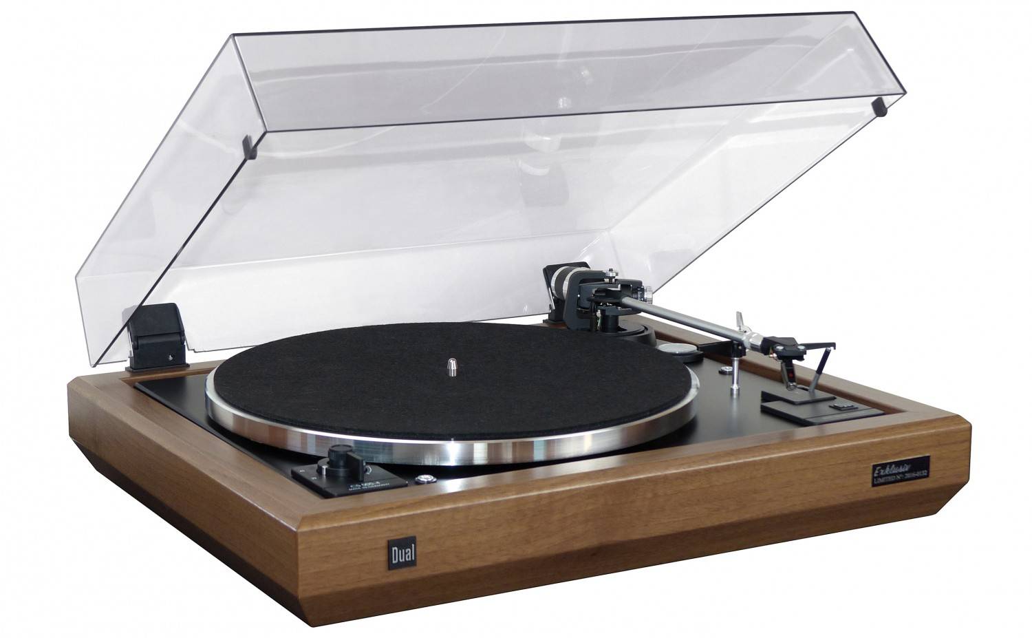 Dual Auf 200 Geräte limitiert: Dual-Plattenspieler CS 505-4 in edler Holzoptik, Bild 3 HiFi Auf 200 Geräte limitiert: Dual-Plattenspieler CS 505-4 in edler Holzoptik - News, Bild 3