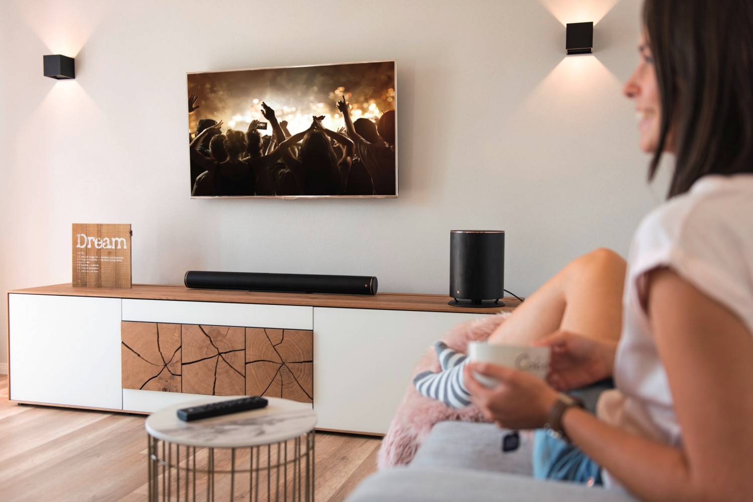 Hama IFA 2018: Hama mit smarten Soundsystemen und eigener Hörkabine, Bild 1 Heimkino IFA 2018: Hama mit smarten Soundsystemen und eigener Hörkabine - News, Bild 1