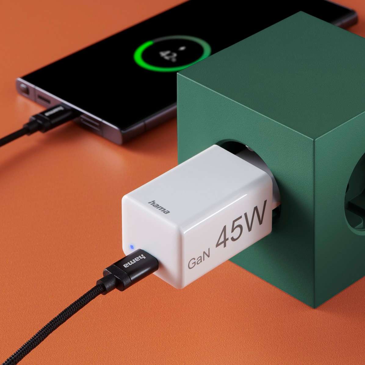 mobile Devices 25 und 45 Watt: Zwei neue USB-C-Lader von Hama für die Hosentasche - News, Bild 1
