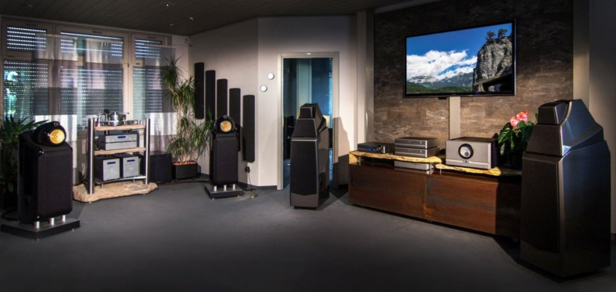 Heimkino 7. und 8. April: „Magic Moments“ im HiFi Forum Baiersdorf - Alles rund um 4K, HDR und 3D-Sound, Bild 1 Heimkino 7. und 8. April: „Magic Moments“ im HiFi Forum Baiersdorf - Alles rund um 4K, HDR und 3D-Sound - News, Bild 1
