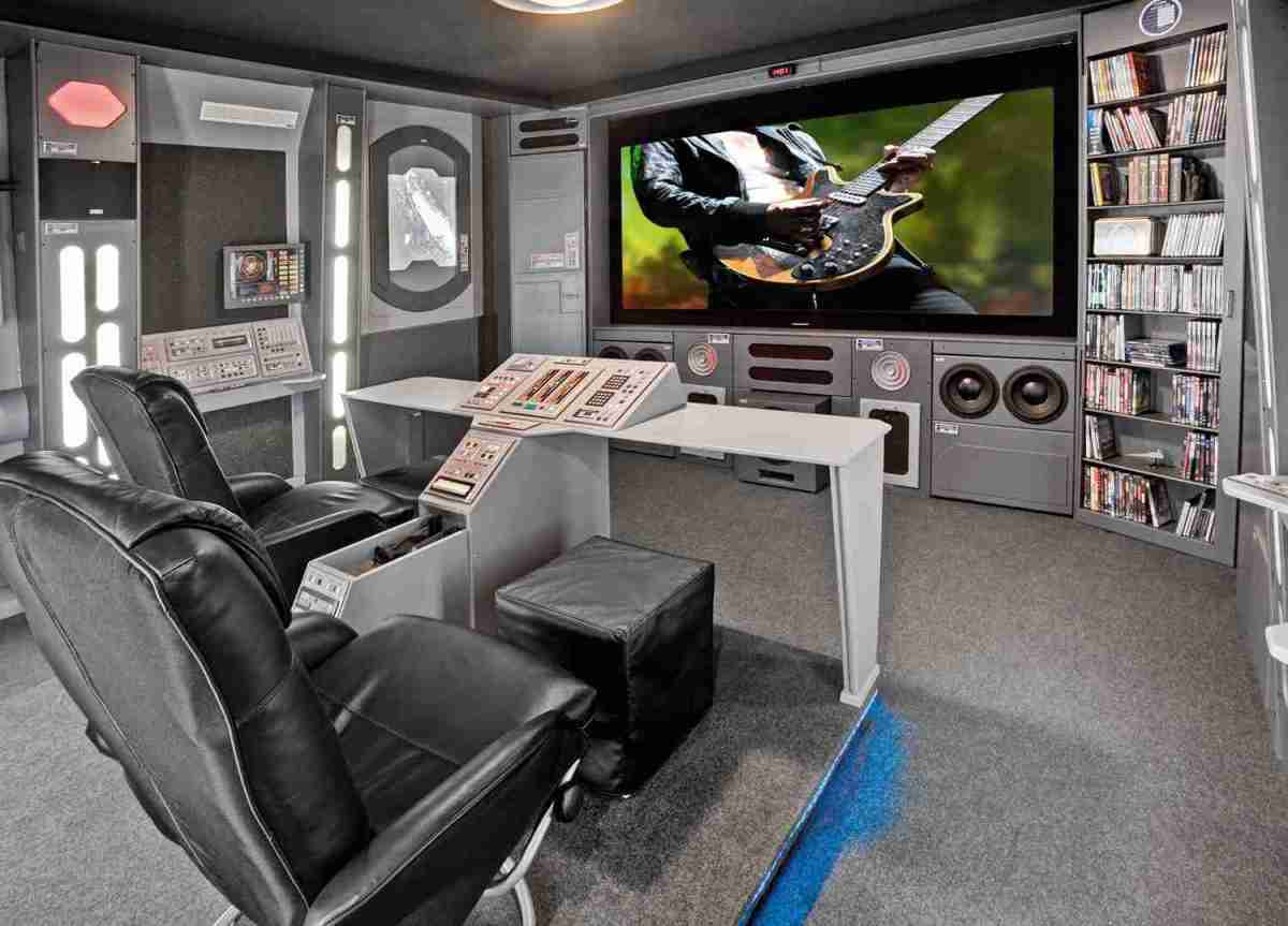 Marke: LESERKINO (7): Ein ganzes Star-Trek-Universum im Hauswirtschaftsraum, Bild 1 Heimkino LESERKINO (7): Ein ganzes Star-Trek-Universum im Hauswirtschaftsraum - News, Bild 1