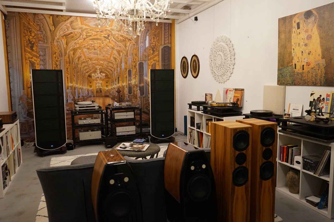 HiFi Auf mehr als 30 Quadratmetern: SoReal Audio eröffnet Showroom für Händler und Kunden, Bild 2 HiFi Auf mehr als 30 Quadratmetern: SoReal Audio eröffnet Showroom für Händler und Kunden - News, Bild 2