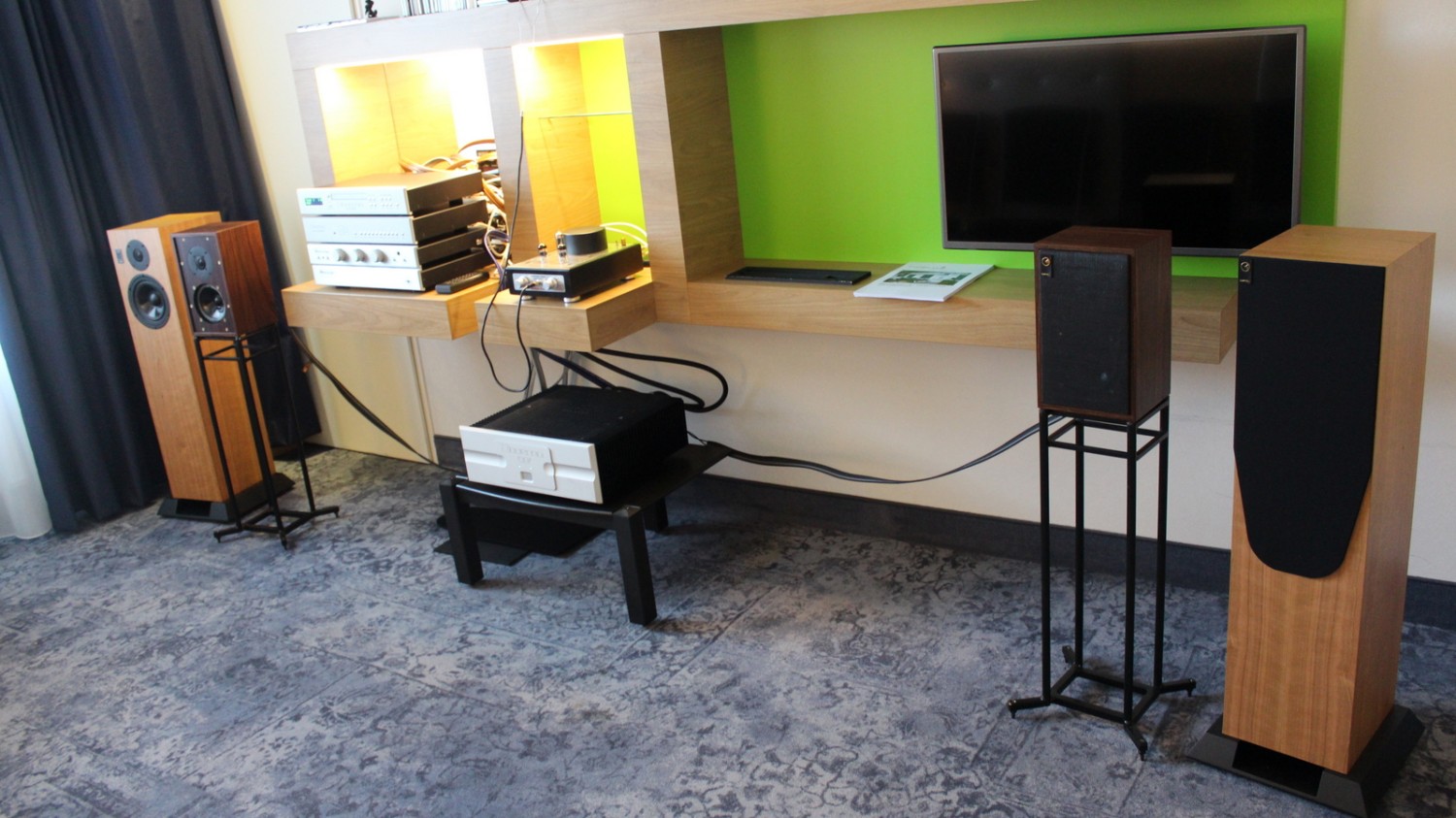 HiFi Hifi Studio in Falkensee lädt zu Hörabenden ein - Im März geht es los, Bild 1 HiFi Hifi Studio in Falkensee lädt zu Hörabenden ein - Im März geht es los - News, Bild 1