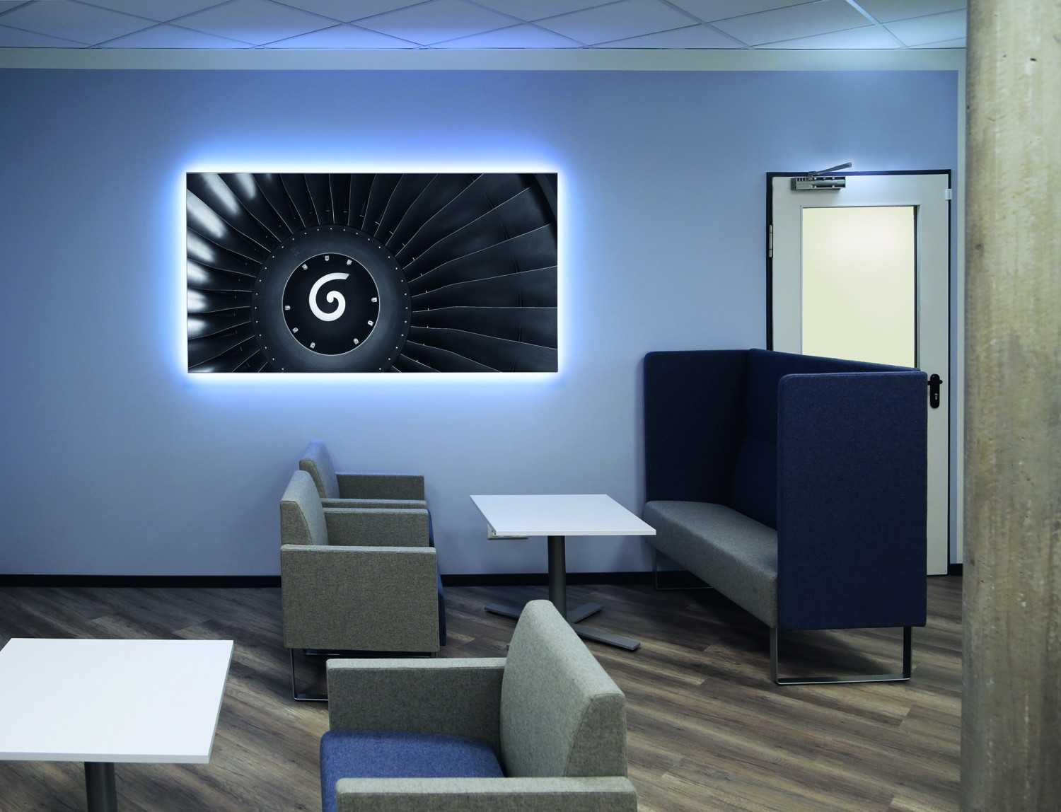 HiFi Norddeutsche Hifitage: WOW Soundart zeigt in Leinwand integriertes Soundsystem, Bild 1 HiFi Norddeutsche Hifitage: WOW Soundart zeigt in Leinwand integriertes Soundsystem - News, Bild 1