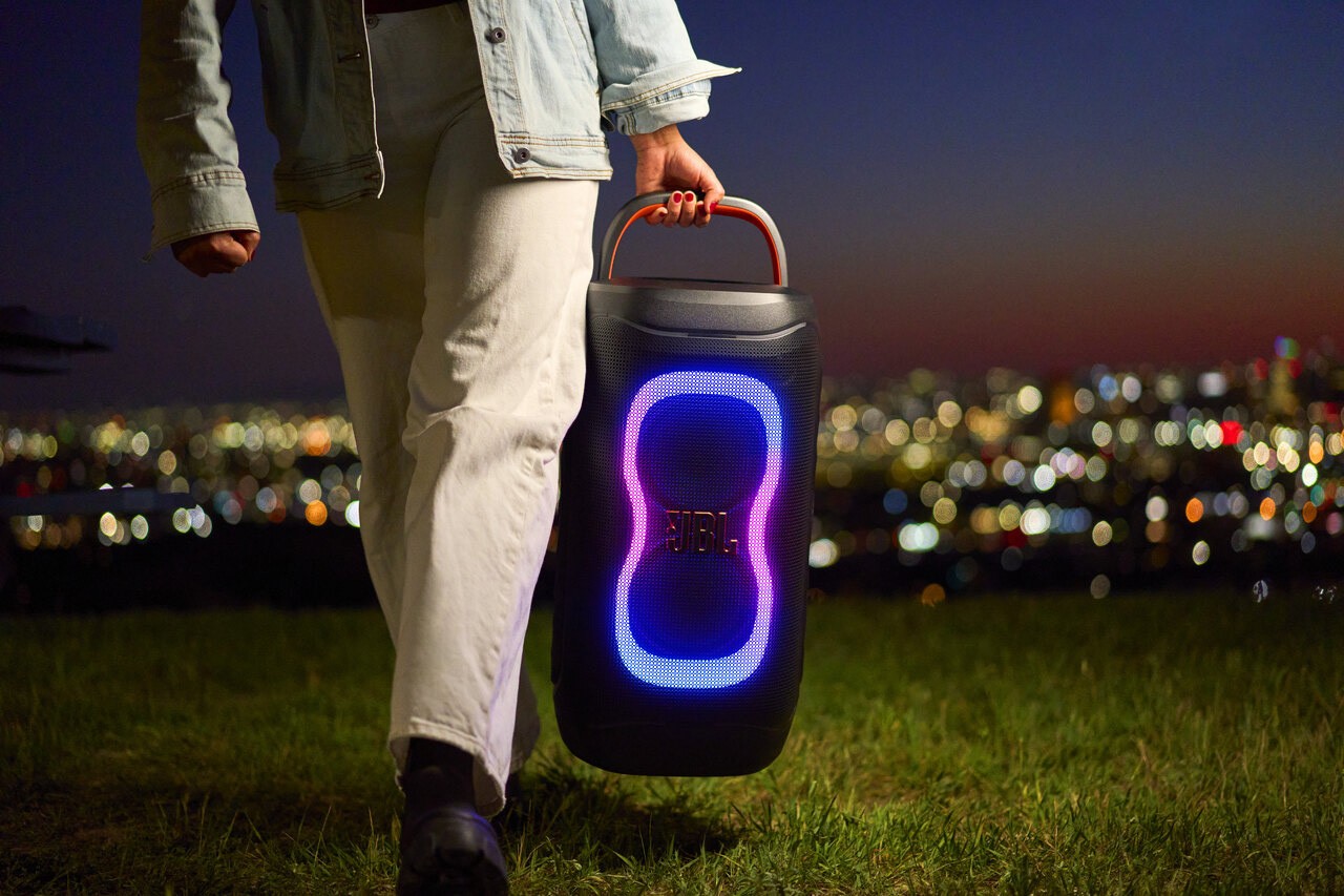 Marke: JBL JBL feiert 80 Jahre Sound, der Menschen verbindet, Bild 3 Produktvorstellung JBL feiert 80 Jahre Sound, der Menschen verbindet - News, Bild 3