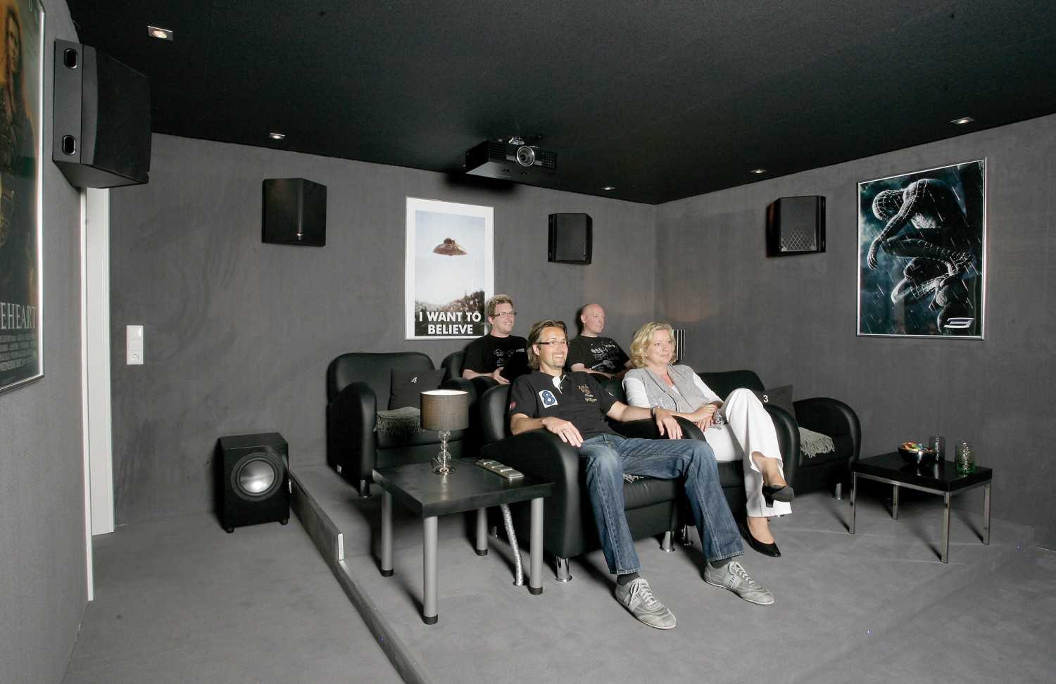 Ratgeber 10.4-Kellerkino mit Supersound und „Bat-Watch“: Die Kino-Lounge - News, Bild 2