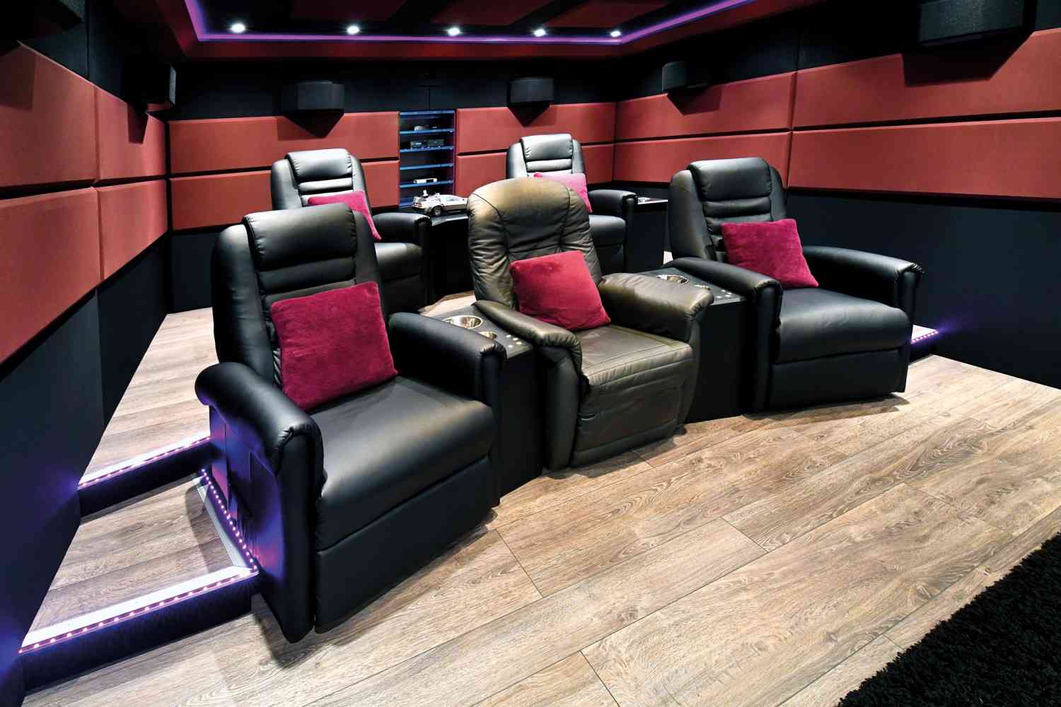 Marke: Innovatives 7.1.5-Auro-3D-Kino: PAPSIS HEIMKINO MIT SCHIEBEWAND, Bild 3 Ratgeber Innovatives 7.1.5-Auro-3D-Kino: PAPSIS HEIMKINO MIT SCHIEBEWAND - News, Bild 3