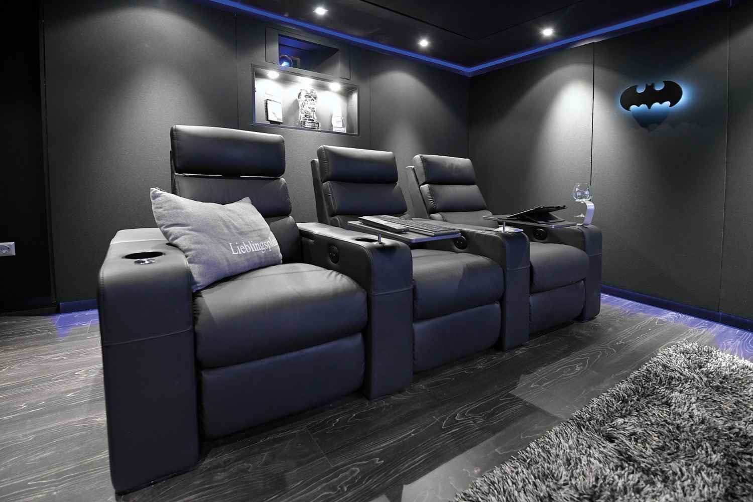 Marke: „THE NEXUS“ – Heimkino mit Referenzklang: Gemütliches 9.1.4-Dolby-Atmos-Kino mit Toppsound, Bild 5 Ratgeber „THE NEXUS“ – Heimkino mit Referenzklang: Gemütliches 9.1.4-Dolby-Atmos-Kino mit Toppsound - News, Bild 5