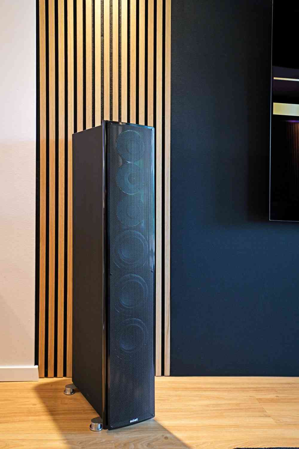 Ratgeber Video Club Cinema: Wohnzimmerkino des Monats mit 7.1.2-Dolby-Atmos-Soundsystem - News, Bild 15