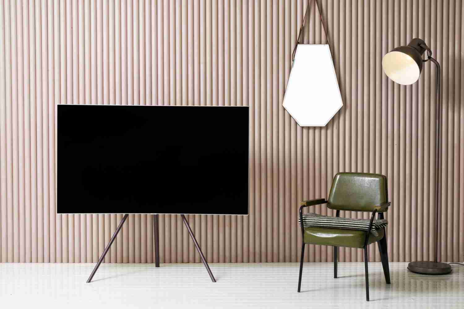 Samsung Stellen oder hängen: Samsung baut Zubehör für QLED TVs aus, Bild 1 TV Stellen oder hängen: Samsung baut Zubehör für QLED TVs aus - News, Bild 1