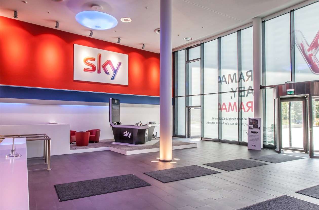 Sky Noch bis zum 31. Oktober: James-Bond-Filme rund um die Uhr auf Sky Cinema 007 und auf Abruf, Bild 1 TV Noch bis zum 31. Oktober: James-Bond-Filme rund um die Uhr auf Sky Cinema 007 und auf Abruf - News, Bild 1