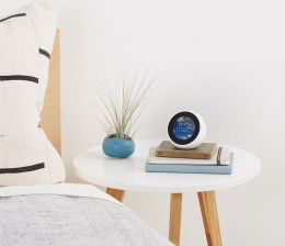 Amazon Amazon Echo Spot ist da - Sprachsteuerung und verbesserte Geräuschunterdrückung, Bild 1 HiFi Amazon Echo Spot ist da - Sprachsteuerung und verbesserte Geräuschunterdrückung - News, Bild 1