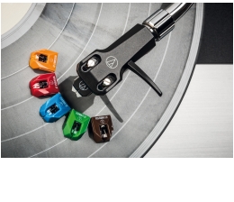 Marke: Audio-Technica HiFi Legends: Tonabnehmer Audio Technica AT-VM95E, Bild 1 Ratgeber HiFi Legends: Tonabnehmer Audio Technica AT-VM95E - News, Bild 1