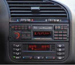 Marke: Blaupunkt Blaupunkt legt Autoradio-Klassiker „Frankfurt“ neu auf - DAB+ und USB, Bild 1 Car-Media Blaupunkt legt Autoradio-Klassiker „Frankfurt“ neu auf - DAB+ und USB - News, Bild 1