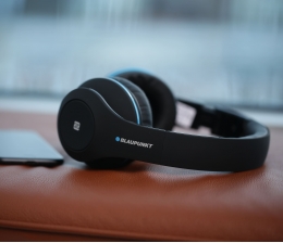 Blaupunkt Blaupunkt HPB 20: On-Ear-Kopfhörer mit Bluetooth, Mikfrofon und NFC, Bild 1 HiFi Blaupunkt HPB 20: On-Ear-Kopfhörer mit Bluetooth, Mikfrofon und NFC - News, Bild 1