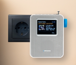 HiFi Digitalradio für die Steckdose: PDB 200 von Blaupunkt mit 2,4-Zoll-Farbdisplay - News, Bild 1