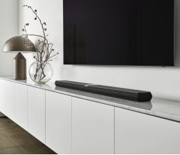Marke: Bowers & Wilkins Dolby-Atmos-Soundbar von Bowers & Wilkins feiert Premiere - 3.1.2-Konfiguration und 400 Watt, Bild 1 HiFi Dolby-Atmos-Soundbar von Bowers & Wilkins feiert Premiere - 3.1.2-Konfiguration und 400 Watt - News, Bild 1