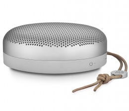 B&O Passt auf eine Hand: Beoplay A1 ist bisher kleinster Lautsprecher von B&O PLAY, Bild 1 HiFi Passt auf eine Hand: Beoplay A1 ist bisher kleinster Lautsprecher von B&O PLAY - News, Bild 1