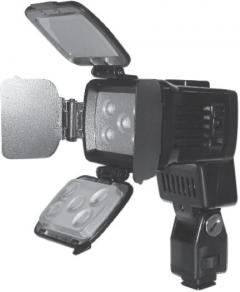 Foto & Cam Photokina 2012: reflecta präsentiert LED Videoleuchte DR 10, Bild 1 Foto & Cam Photokina 2012: reflecta präsentiert LED Videoleuchte DR 10 - News, Bild 1