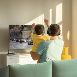 Marke: Hama Bluetooth zum Nachrüsten: So kommt der Sound vom TV auf den Kopfhörer , Bild 1 Heimkino Bluetooth zum Nachrüsten: So kommt der Sound vom TV auf den Kopfhörer - News, Bild 1