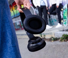 Marke: Hama Kopfhörer und Bluetooth-Lautsprecher in einem: Hama Passion Turn, Bild 1 HiFi Kopfhörer und Bluetooth-Lautsprecher in einem: Hama Passion Turn - News, Bild 1