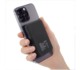 Marke: Hama Hama MagPower 5: Handliche Energiequelle fürs iPhone, Bild 1 mobile Devices Hama MagPower 5: Handliche Energiequelle fürs iPhone - News, Bild 1
