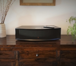 Marke: HARMAN Luxury Audio HARMAN Luxury Audio präsentiert integriertes Musiksystem JBL L42ms Classic, Bild 1 Produktvorstellung HARMAN Luxury Audio präsentiert integriertes Musiksystem JBL L42ms Classic - News, Bild 1