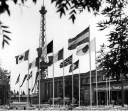 Marke: 100 Jahre IFA: Rückblick auf die Jahre 1960 bis 1966, Bild 1 Heimkino 100 Jahre IFA: Rückblick auf die Jahre 1960 bis 1966 - News, Bild 1