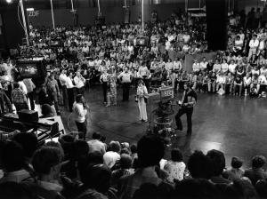 Marke: Die IFA historisch (11): Hier ist das Zett De Eff - Dieter-Thomas Heck live 1979 vom Messegelände, Bild 1 Heimkino Die IFA historisch (11): Hier ist das Zett De Eff - Dieter-Thomas Heck live 1979 vom Messegelände - News, Bild 1