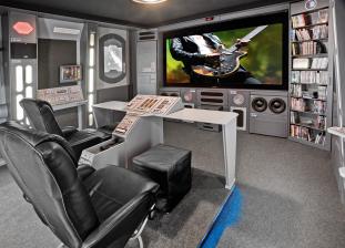 Marke: LESERKINO (7): Ein ganzes Star-Trek-Universum im Hauswirtschaftsraum, Bild 1 Heimkino LESERKINO (7): Ein ganzes Star-Trek-Universum im Hauswirtschaftsraum - News, Bild 1