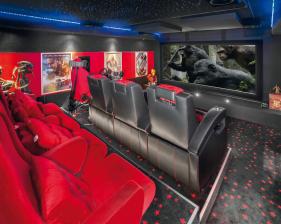 Marke: LESERKINO (8): Atmosphere - Dolby-Atmos-Filmtheater versprüht puren Luxus, Bild 1 Heimkino LESERKINO (8): Atmosphere - Dolby-Atmos-Filmtheater versprüht puren Luxus - News, Bild 1