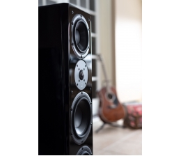 HiFi 3-Wege-Floorstand Pinnacle neu im Programm bei SVS, Bild 1 HiFi 3-Wege-Floorstand Pinnacle neu im Programm bei SVS - News, Bild 1