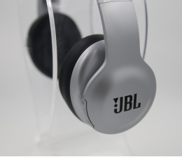 HiFi 70 Jahre JBL: Kopfhörer Everest Elite 700 erscheint in limitierter Platinum Sonderedition - News, Bild 1