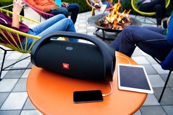 JBL Bluetooth-Lautsprecher JBL Boombox ab dem 19. September - Halben Meter lang, Bild 1 HiFi Bluetooth-Lautsprecher JBL Boombox ab dem 19. September - Halben Meter lang - News, Bild 1