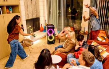 HiFi Mehr als nur Sound. Mit der JBL PartyBox 720 die Menge in Bewegung bringen - News, Bild 1