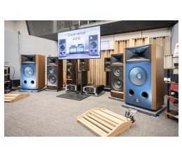 Marke: JBL Neues Lautsprecher-Flaggschiff: HARMAN Luxury Audio präsentiert den JBL 4369 Studio Monitor im Rahmen der Tokyo International Audio Show, Bild 1 Produktvorstellung Neues Lautsprecher-Flaggschiff: HARMAN Luxury Audio präsentiert den JBL 4369 Studio Monitor im Rahmen der Tokyo International Audio Show - News, Bild 1