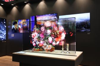 LG Beeindruckende Effekte: LG experimentiert mit transparenten OLEDs, Bild 1 TV Beeindruckende Effekte: LG experimentiert mit transparenten OLEDs - News, Bild 1