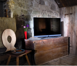 Loewe Neuer bild 5 von Loewe mit 5.1-Audio-Mehrkanaldecoder, Bluetooth und Kabelmanagement, Bild 1 TV Neuer bild 5 von Loewe mit 5.1-Audio-Mehrkanaldecoder, Bluetooth und Kabelmanagement - News, Bild 1
