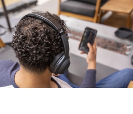 Marke: Mackie Mackie stellt neue drahtlose Kopfhörer und In-Ear-Hörer mit Noise-Cancelling vor, Bild 1 Produktvorstellung Mackie stellt neue drahtlose Kopfhörer und In-Ear-Hörer mit Noise-Cancelling vor - News, Bild 1