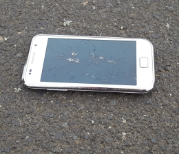 mobile Devices Defektes Smartphone: Displayschaden im Crash-Ranking ganz vorne - News, Bild 1