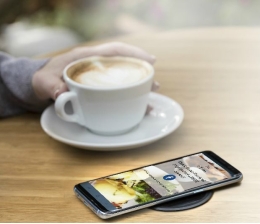Marke: Wer wem das eigene Smartphone anvertraut - Für 10 Prozent ist das ein absolutes Tabu, Bild 1 mobile Devices Wer wem das eigene Smartphone anvertraut - Für 10 Prozent ist das ein absolutes Tabu - News, Bild 1