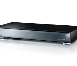 Panasonic Auch Panasonic startet mit UHD-Blu-ray-Player - WLAN, Miracast und THX-Zertifizierung, Bild 1 Heimkino Auch Panasonic startet mit UHD-Blu-ray-Player - WLAN, Miracast und THX-Zertifizierung - News, Bild 1