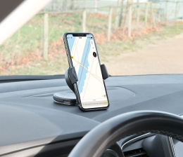 Marke: Pearl KFZ-Saugnapf-Smartphone-Halterung für Frontscheibe und Armaturenbrett, Bild 1 mobile Devices KFZ-Saugnapf-Smartphone-Halterung für Frontscheibe und Armaturenbrett - News, Bild 1