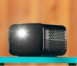 Philips Portabler Beamer von Philips mit Android TV - Bis zu 120 Zoll Diagonale, Bild 1 Heimkino Portabler Beamer von Philips mit Android TV - Bis zu 120 Zoll Diagonale - News, Bild 1